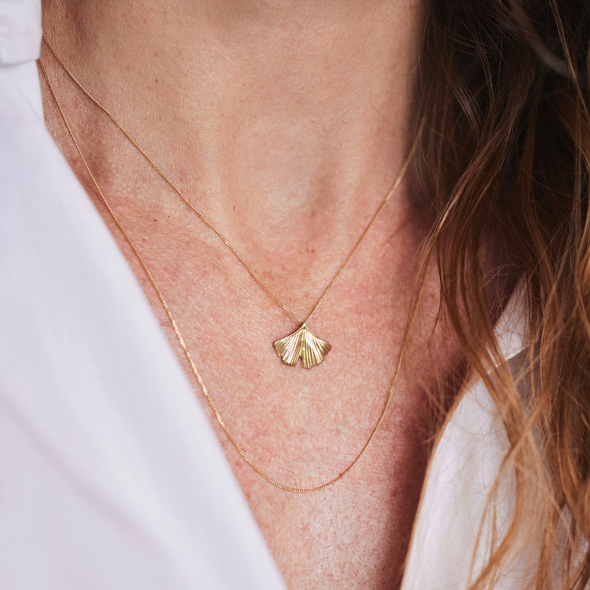 Sytrådshalskæde i massivt genanvendt guld 18 karat